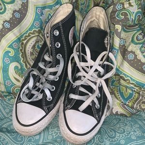 Black & White Converse